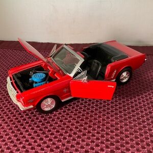 1964 Diecast 1:24 Ford Mustang Red